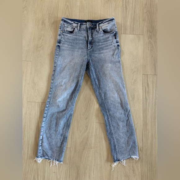 Silver Jeans High Note Straight Crop - Picture 1 of 5